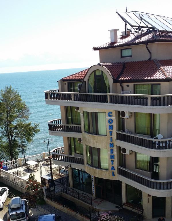 Hotel Continental Kiten  Exterior photo